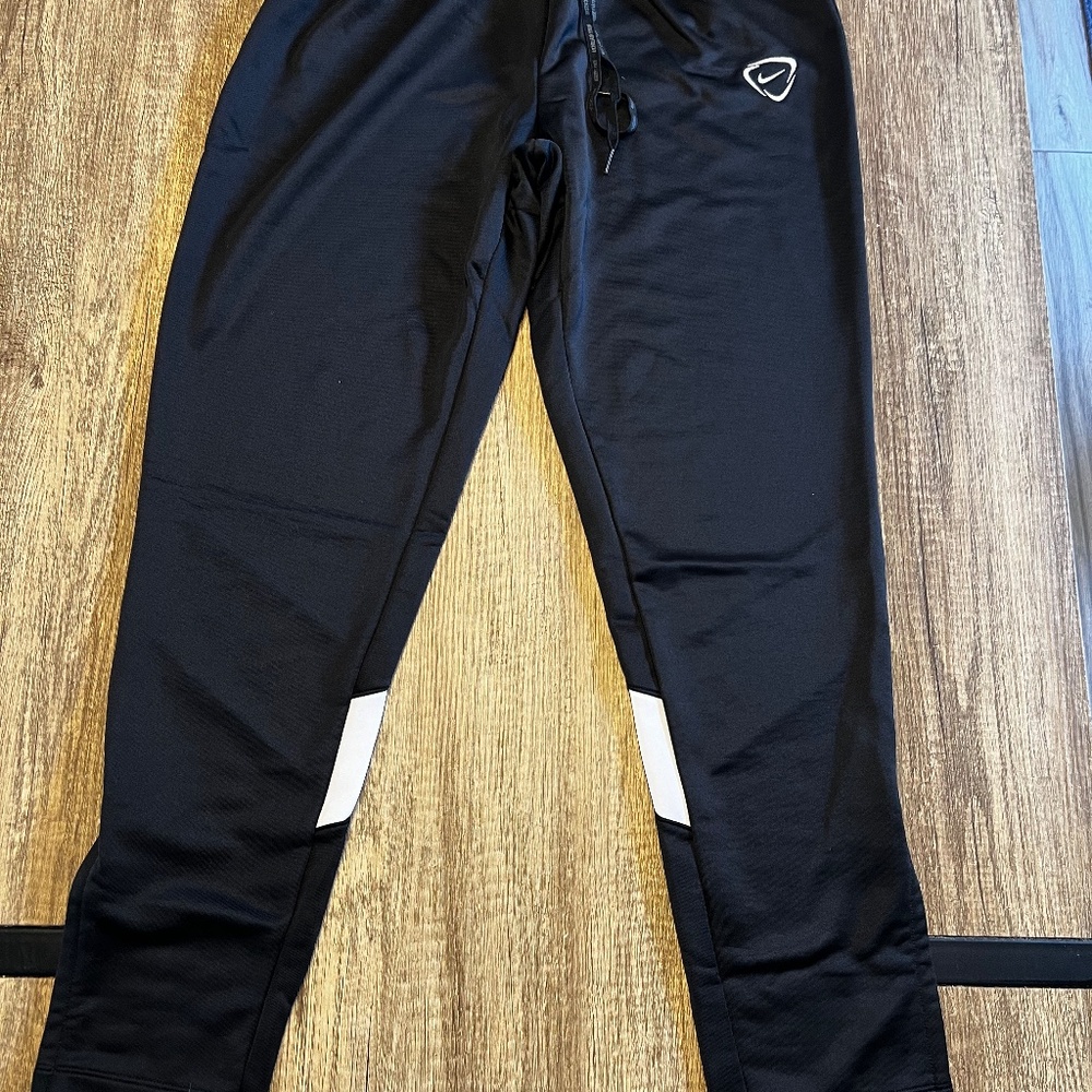 Nike sportswear, running sports pants with Zipper leg